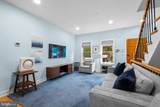 2136 Carpenter Street - Photo 5