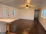 24 Carpenter - Photo 17