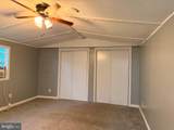24 Carpenter - Photo 2