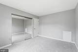 31 Essex Square - Photo 15