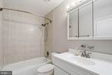 31 Essex Square - Photo 19