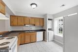 31 Essex Square - Photo 3