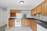 31 Essex Square - Photo 6