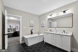 6111 Baynton Street - Photo 17