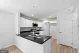 12 Market Lane - Photo 5