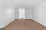 9721 Kings Crown Court - Photo 16