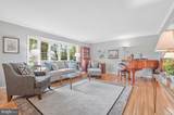 8122 Birnam Wood Drive - Photo 3