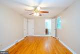 318 Oak Lane - Photo 16