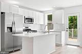 258 Rochelle Avenue - Photo 7