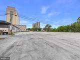 945 7TH Street - Photo 3