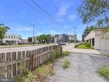 945 7TH Street - Photo 4