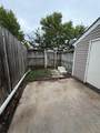 310 Lancaster Square - Photo 16