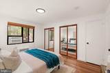 1577 Colonial Terrace - Photo 19