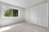 110 Victoria Place - Photo 37