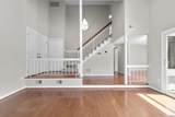 110 Victoria Place - Photo 5