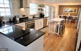 15826 Anamosa Drive - Photo 4