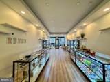 733 Walnut Street - Photo 3