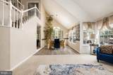 6211 Gilbralter Lane - Photo 18