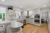10423 Heritage Landing Road - Photo 11