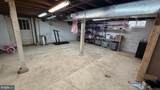 903 York Street - Photo 38