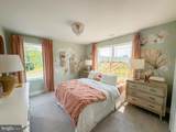 10524 Cosmos - Photo 15