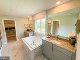10524 Cosmos - Photo 21