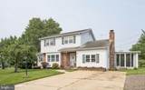 11 Queens Lane - Photo 1