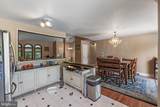 696 Oak Avenue - Photo 10