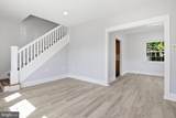 316 Powell Road - Photo 5