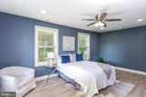 921 Homberg Avenue - Photo 18