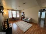 1808 Queens Lane - Photo 2