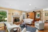 1070 Foxcroft Run - Photo 8