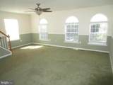7911 Heatherleigh Place - Photo 11