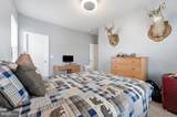 2083 Armstrong Terrace - Photo 32
