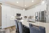 1813 Emerald Way - Photo 11