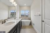 16608 Breezeway Alley - Photo 17
