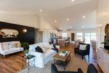 324 Greenwood Drive - Photo 2