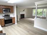 206 Willis Avenue - Photo 4