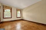 221 E Street - Photo 10