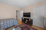 20322 Beechwood Terrace - Photo 16