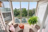 1010 Crest Way - Photo 10
