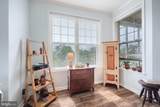 1010 Crest Way - Photo 14