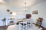 1010 Crest Way - Photo 7