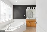 811 Carnaby Street - Photo 28