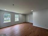 5302 76TH - Photo 18