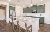 1811 Hemlock Court - Photo 6
