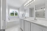 18 Bowie Mill Avenue - Photo 22