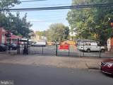 539 Centre - Photo 13