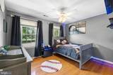 6001 Fox Point Road - Photo 37