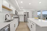 701 Henry Street - Photo 10